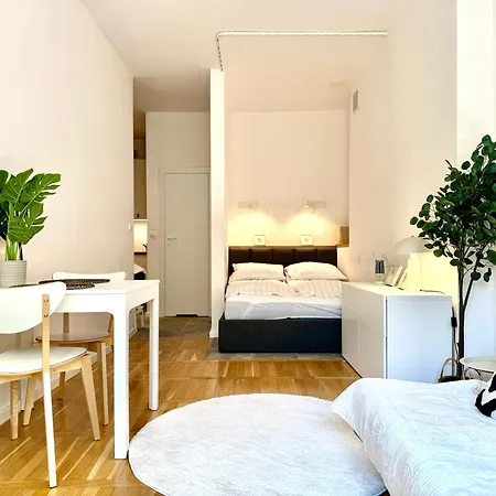 Rustic Old Town Apartment Wroclaw