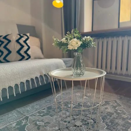 Rustic Old Town Апартаменты